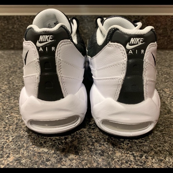 Nike Air Max 95 “Ying Yang” Pack White Black - Picture 5 of 6